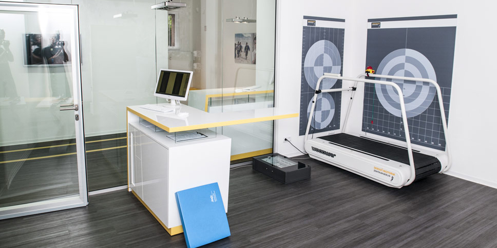 Der Analyse-Raum im Sensomotorik-Zentrum ist mit modernster Technik ausgestattet.